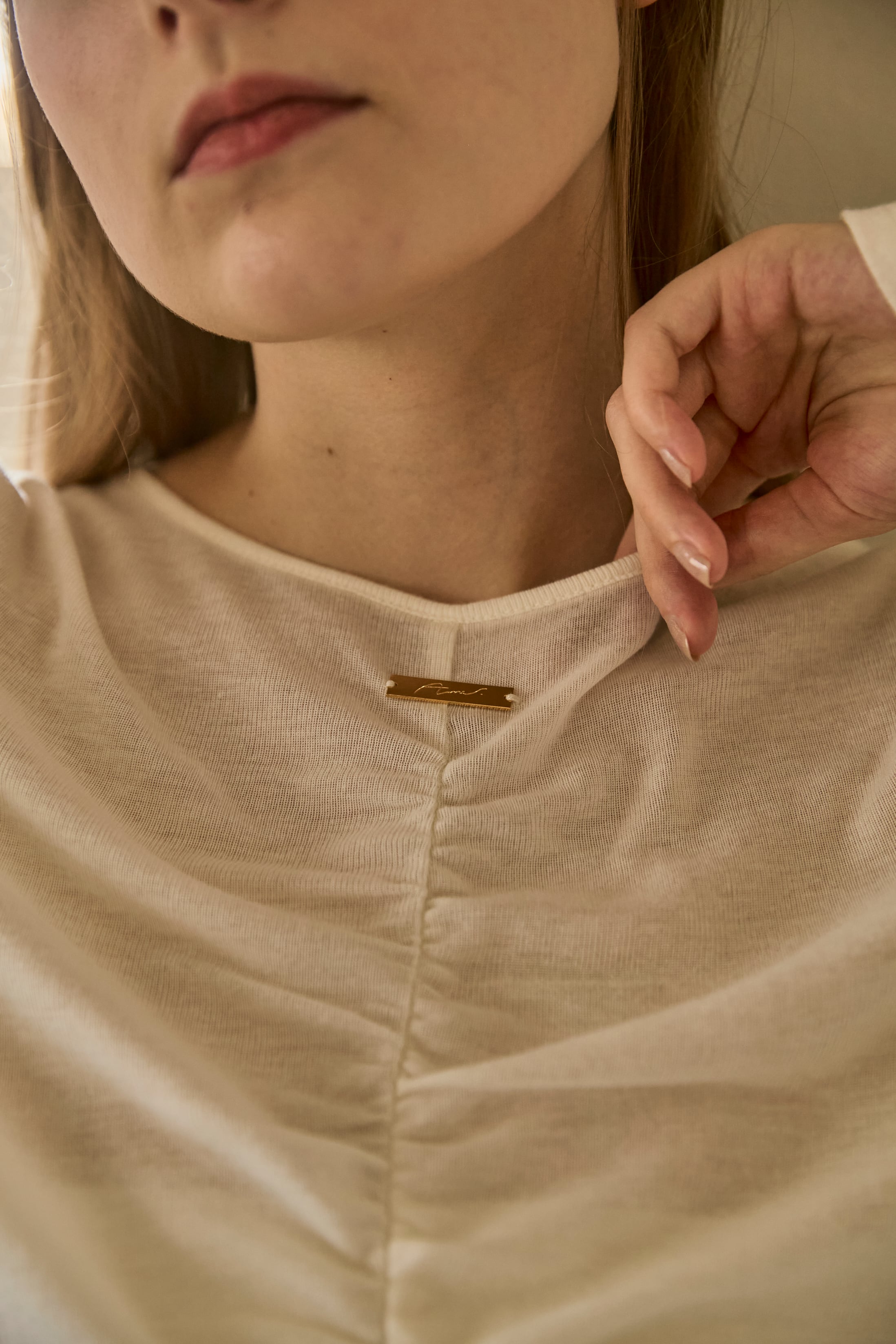 AM570902 sheer gather tops【残り7点】