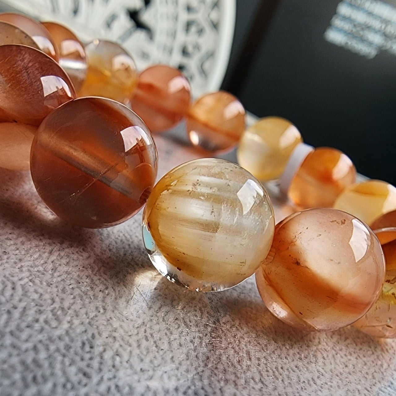 サゲニティッククォーツ。:.゜ஐ⋆*大玉天然石