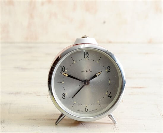 旧東ドイツ製 ヴィンテージ RUHLA 手巻き 目覚まし時計 ゼンマイ式
