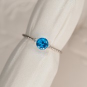 ネオンブルーアパタイト マダガスカル産 0.6ct