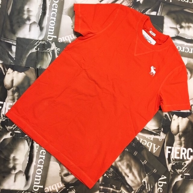 Abercrombie＆Fitch　MENS　Ｔシャツ　Ｓサイズ