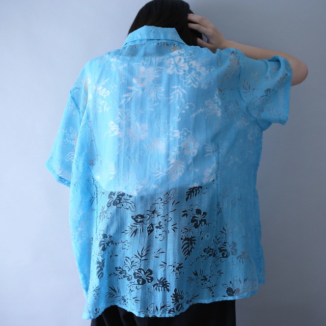 beautiful blue flower and reef pattern over silhouette h/s shirt