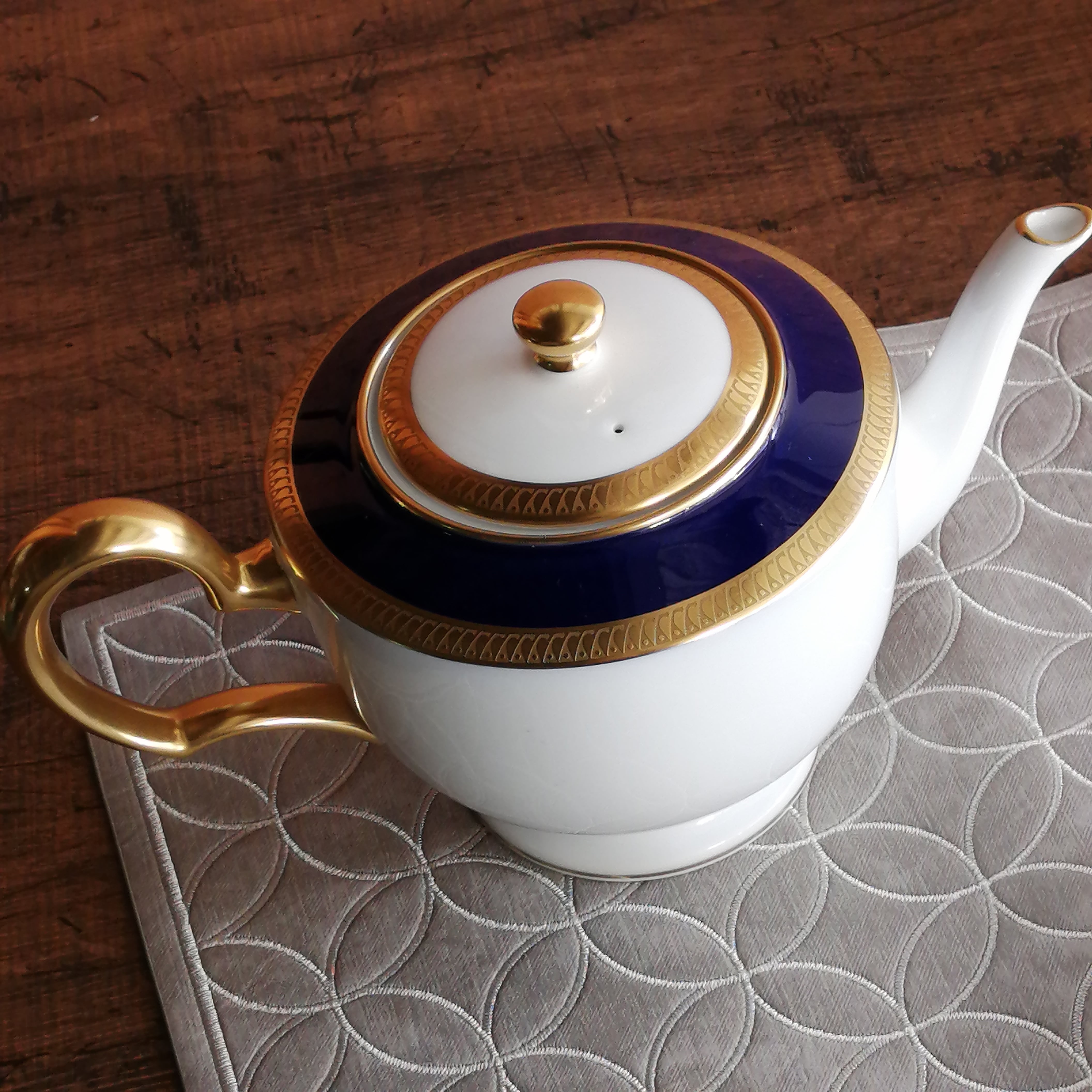 大倉陶園・瑠璃片葉金蝕・ティーポット大・1100cc・有り得ない限定特価 ...