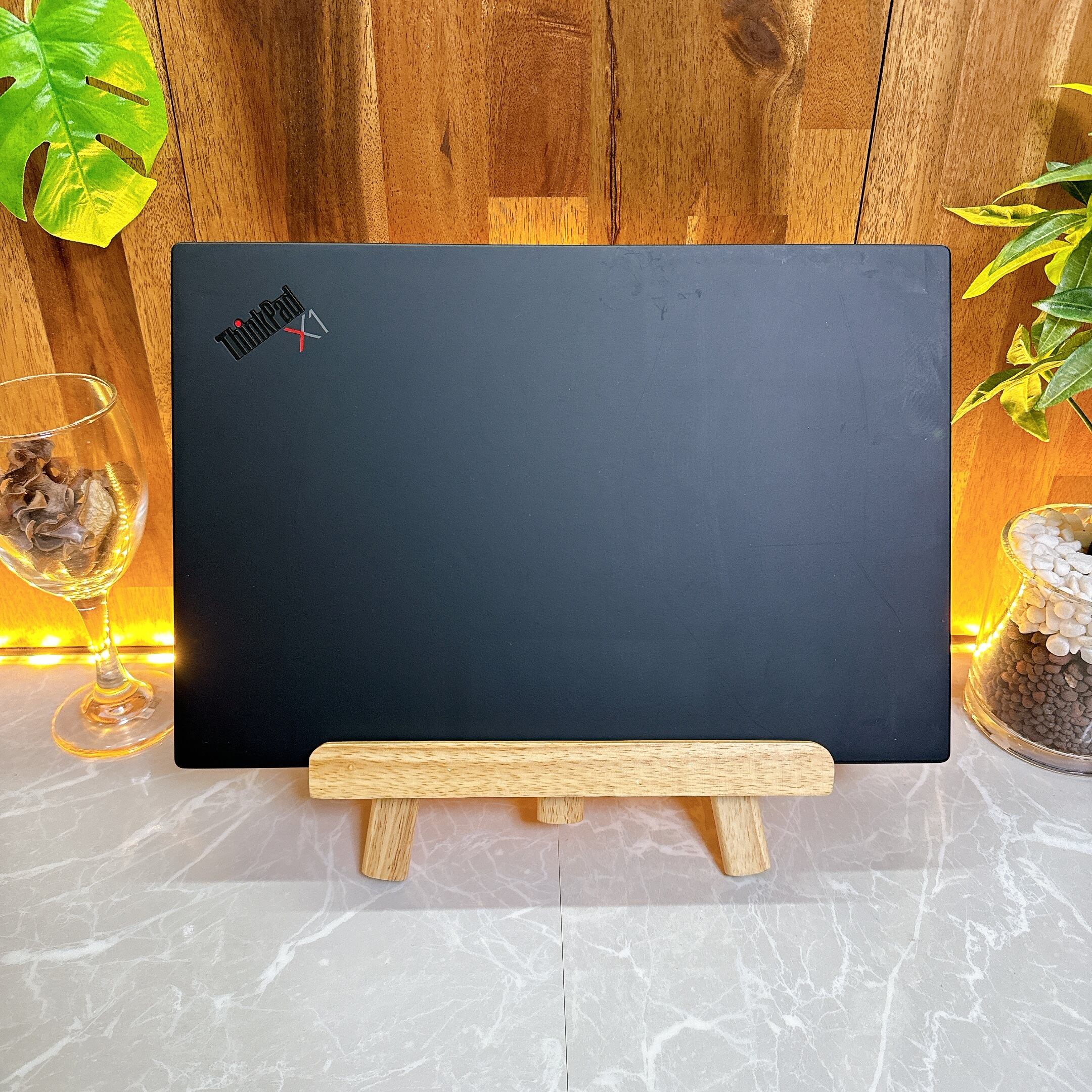人気LTEモデル/Lenovo ThinkPad X1 Carbon/最高峰i7/メモリ16GB 人気LTEモデル/Lenovo ThinkPad X1 Carbon/最高峰i7/メモリ16GB