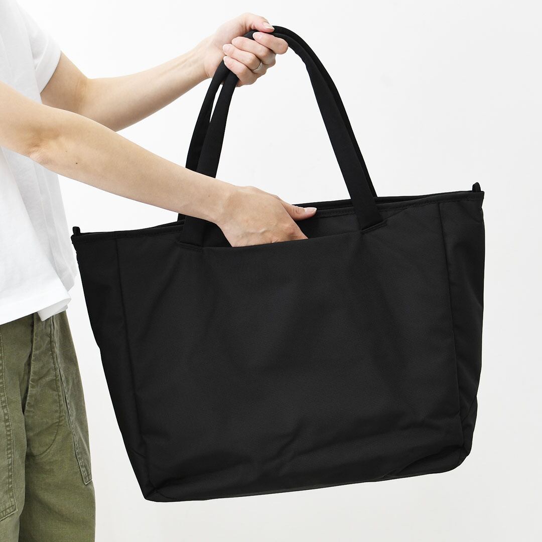 THE NORTH FACE [ザ ノースフェイス正規代理店] Shuttle Tote [NM72610