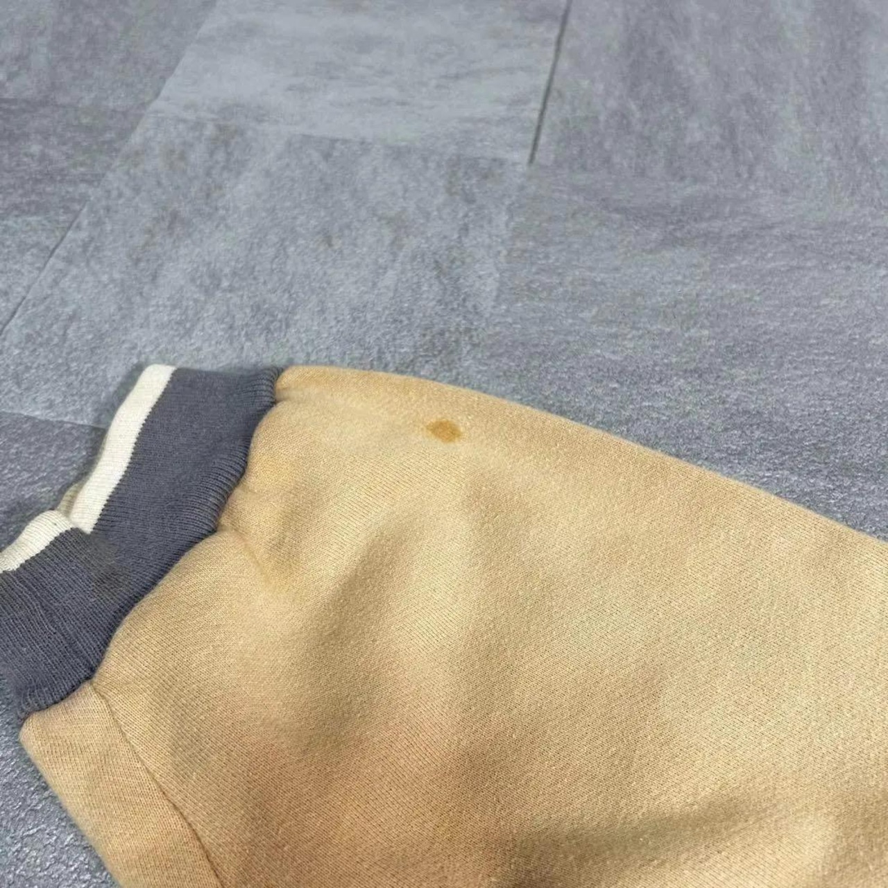 【最高配色】アディダス Vネック スウェット 80s 銀タグ 刺繍 ゆるだぼ