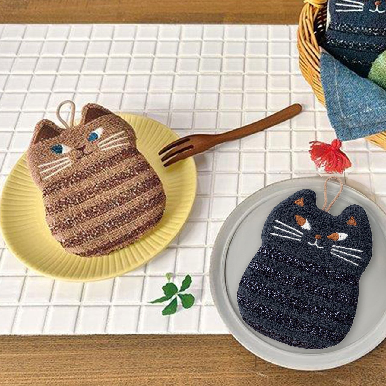 きらきら キッチンスポンジ ネコ 猫柄 キッチングッズ 台所用品 プレゼント【286】