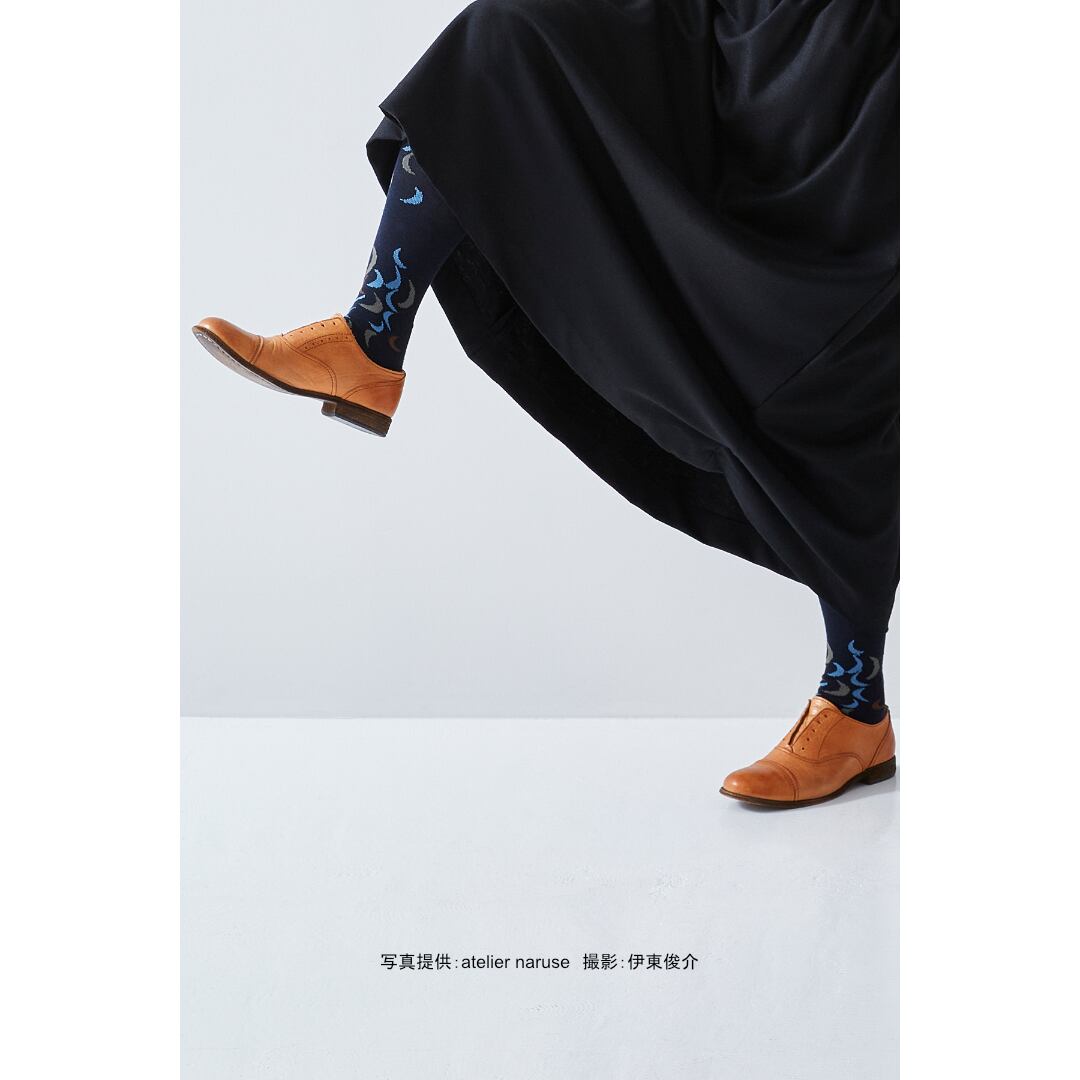 atelier naruse アトリエナルセ コットンウール moon dance 着圧ソックス 冷え性の方にお勧めの靴下が発売です。
