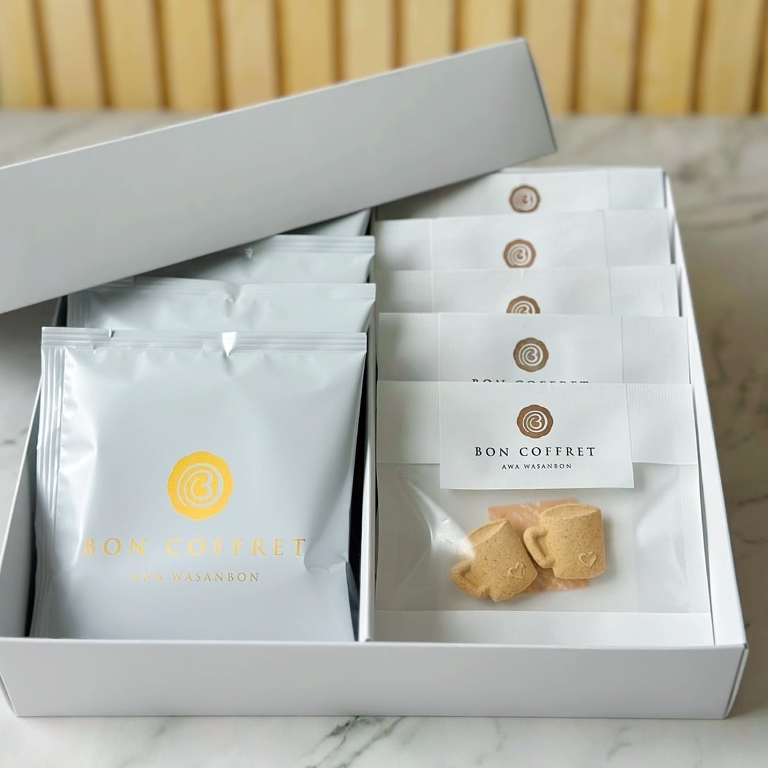 干菓子とコーヒーの詰め合わせ