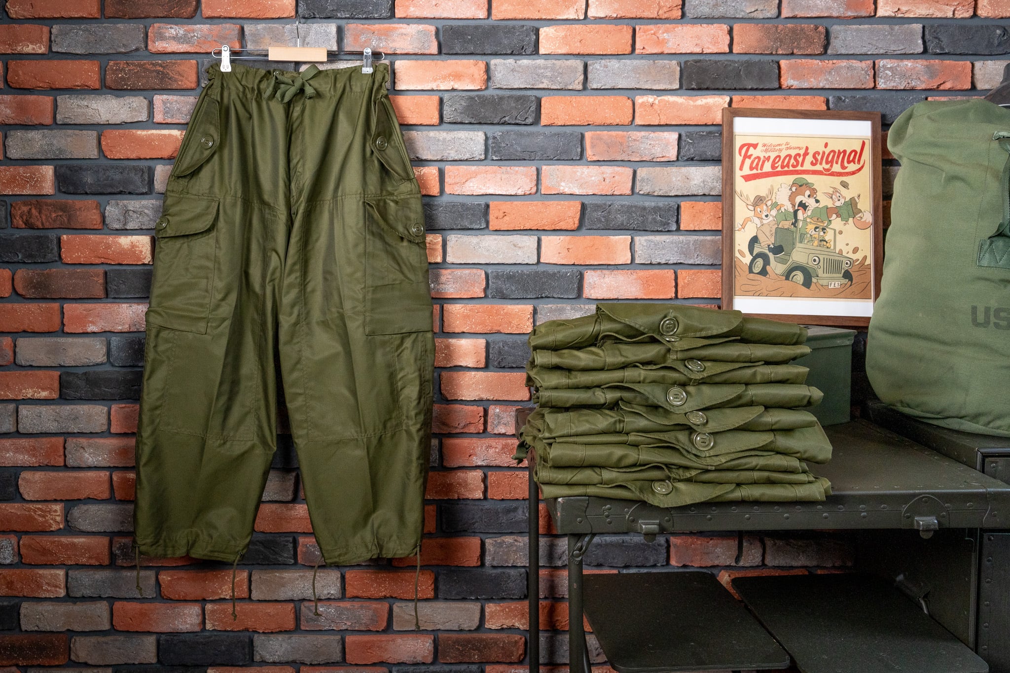 DEADSTOCK】Canadian Army ECW Windproof Over Pants カナダ軍 DEADSTOCK】Canadian Army ECW Windproof Over Pants カナダ軍
