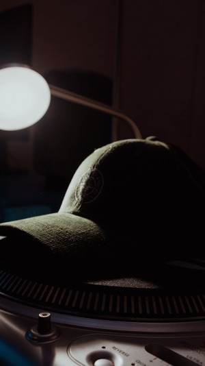 SMOKE ISLAND Corduroy Cap [OLIVE]