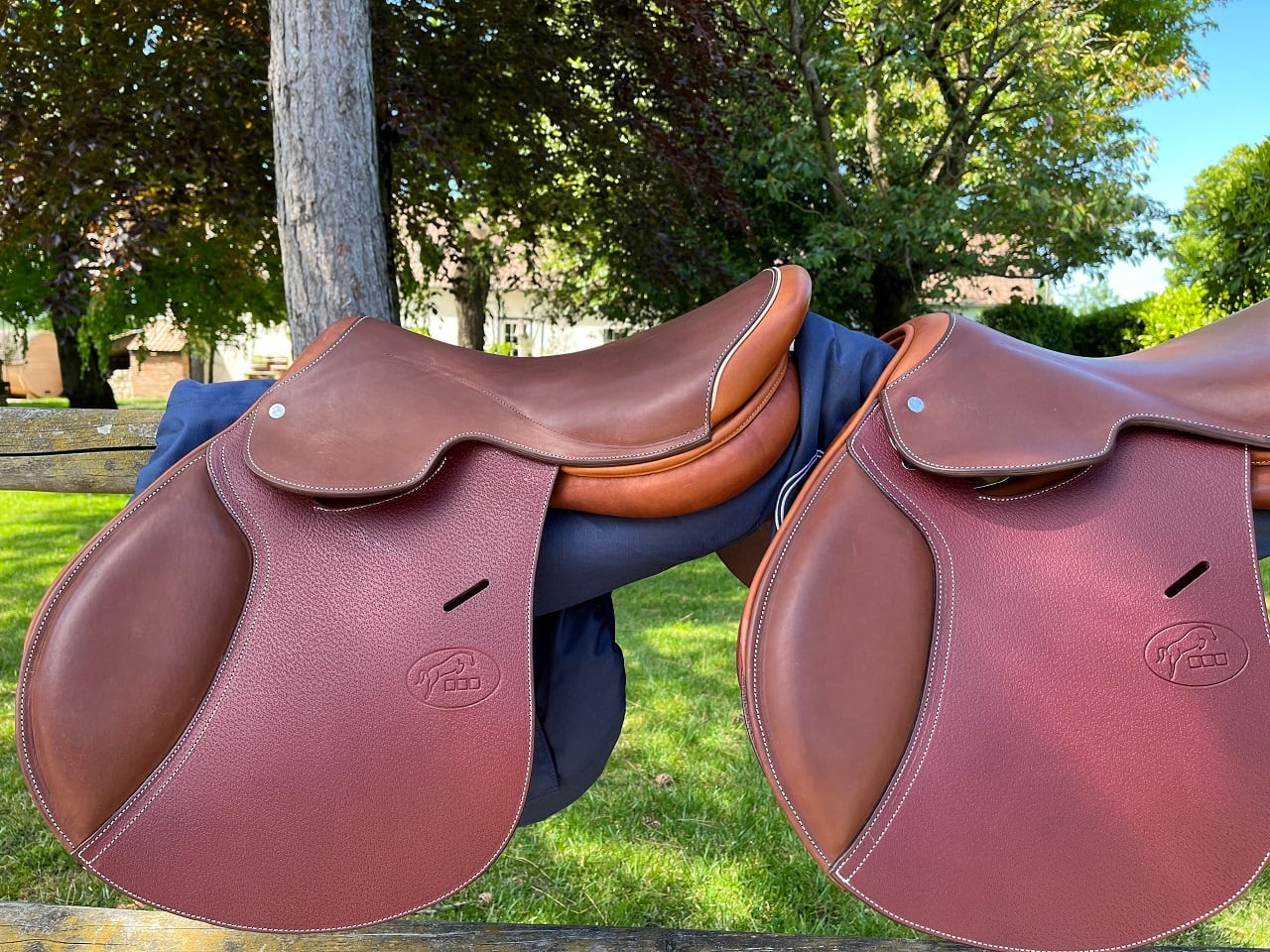 JUMPIN ONE CLASSIQUE ジャンピン 障害鞍 | 馬具・乗馬用品 P-joux