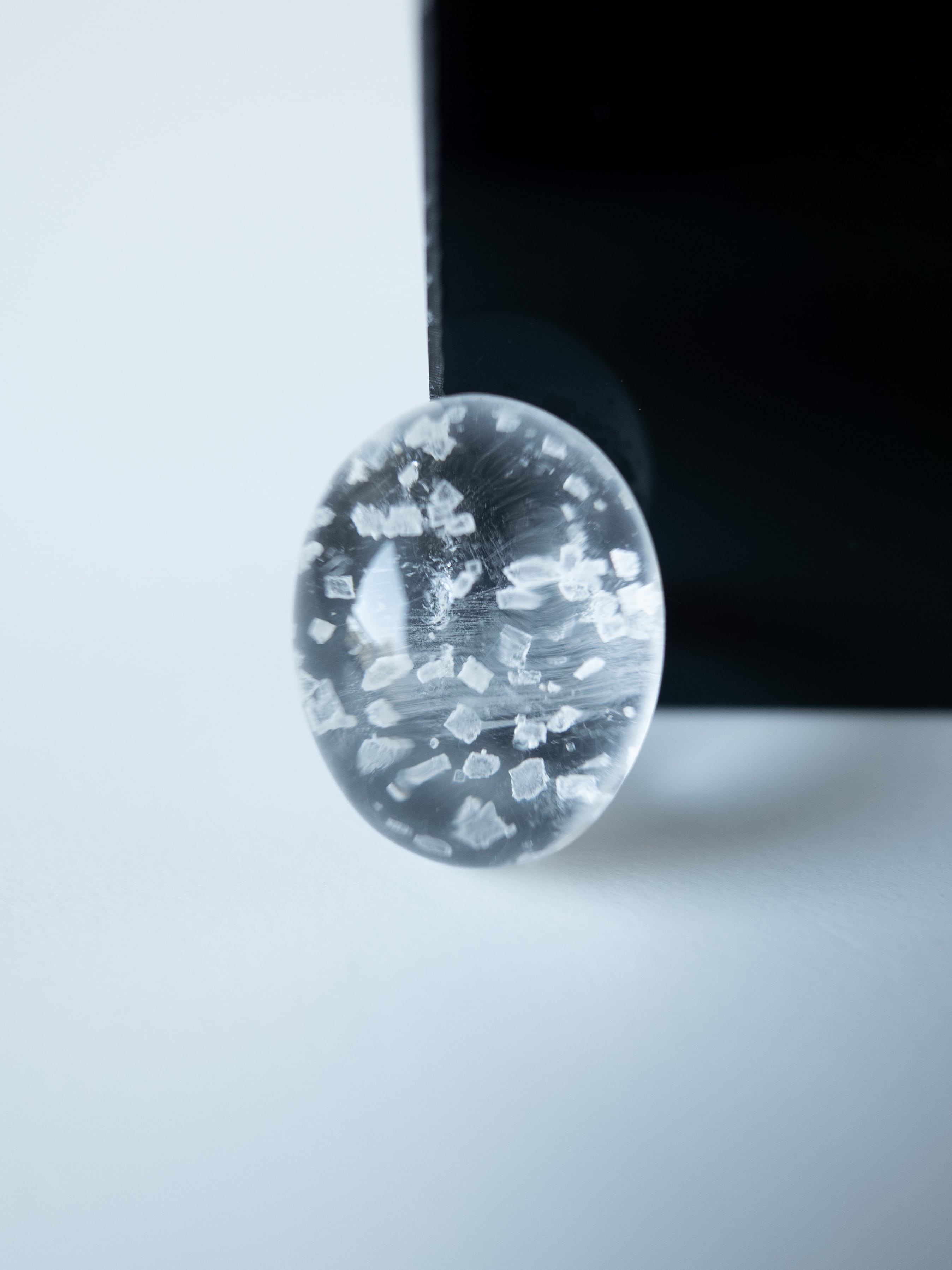 カルサイト トルマリン ? 付 ブルーカルサイト原石 ※欠け箇所などあり[T375-3275]