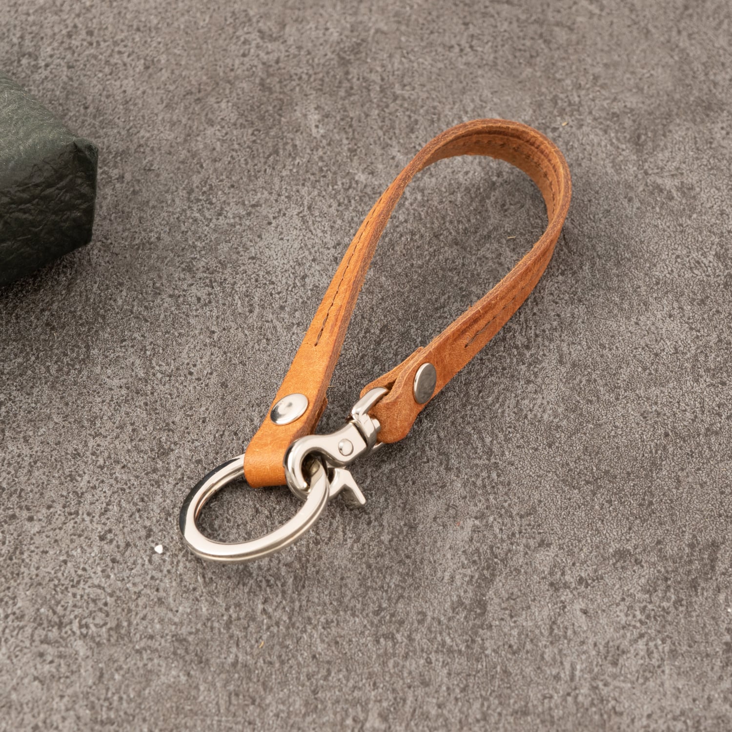 ショートストラップ｜キーホルダー イタリアンレザー グリーン