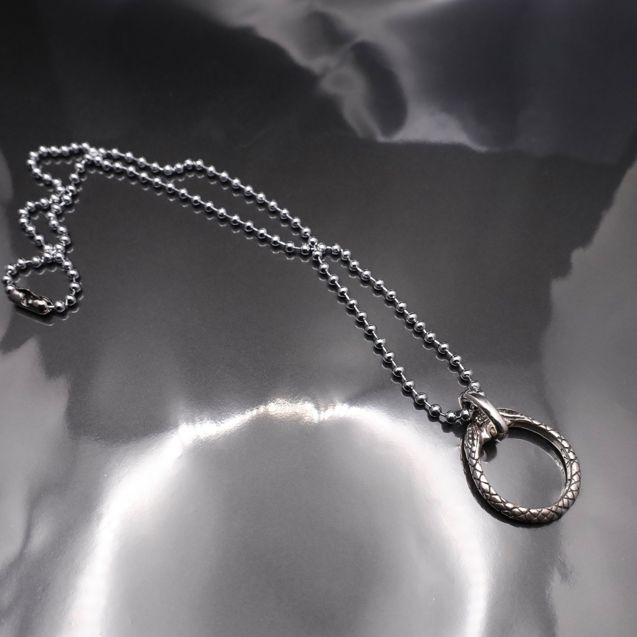SNAKE HORSESHOE PENDANT / スネークホースシューペンダント