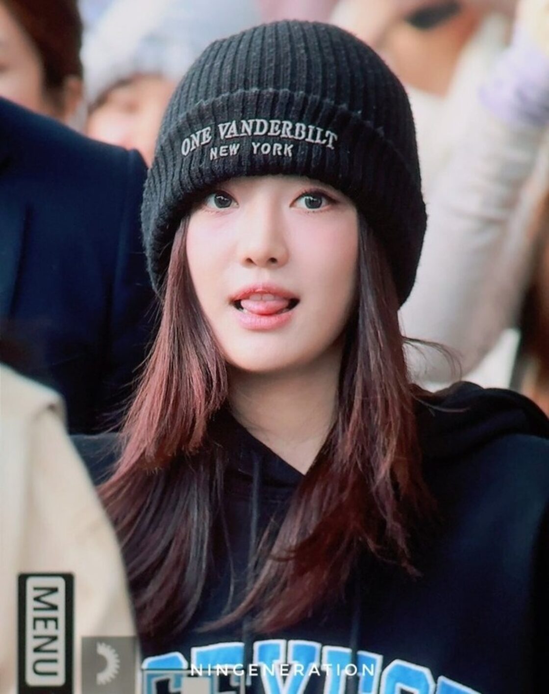 ☆AESPA ニンニン 着用！！【YESEYESEE】Arch Logo Hoodie Black | Pay ID 