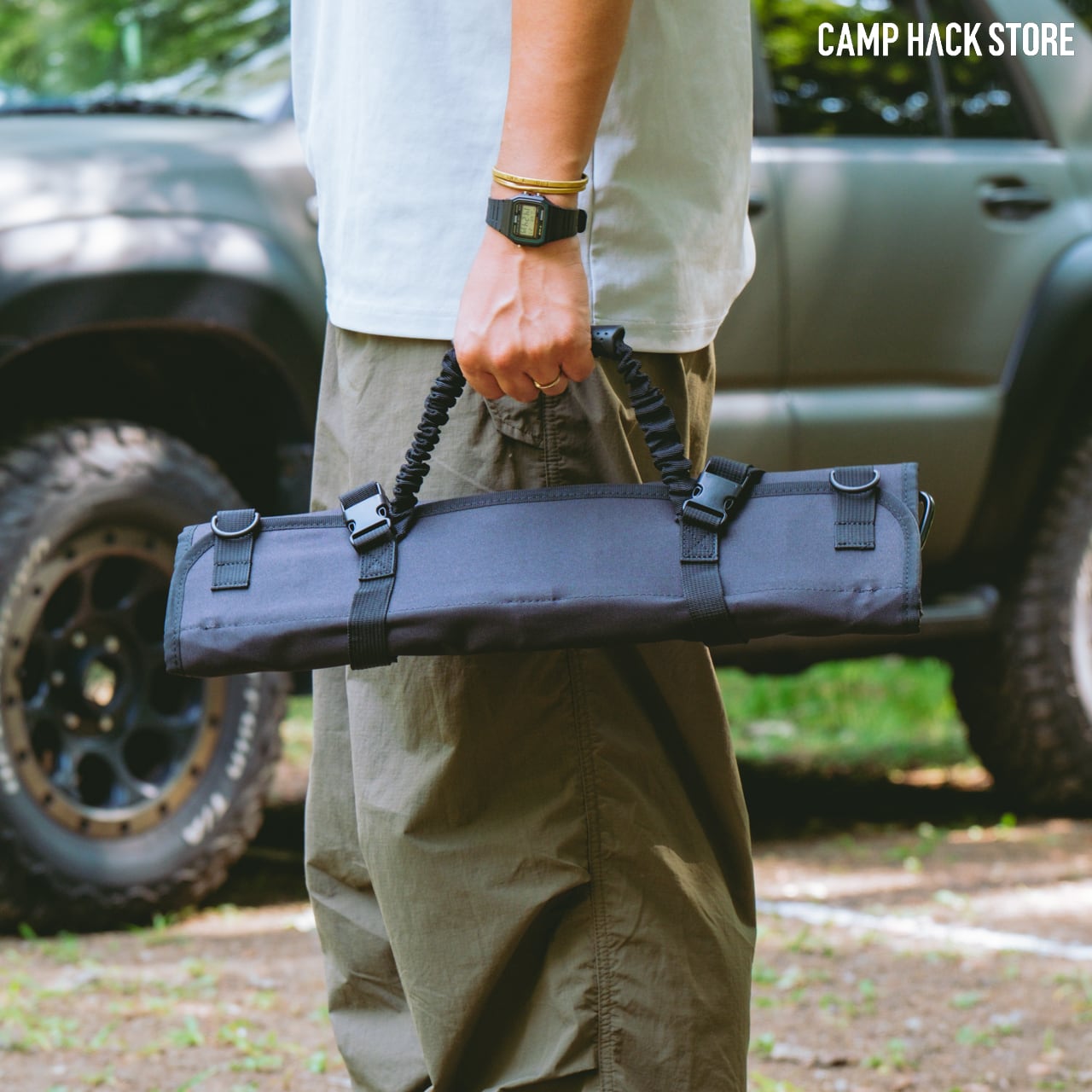 隠して浮かせる「マルチシューズラック」 | CAMP HACK STORE