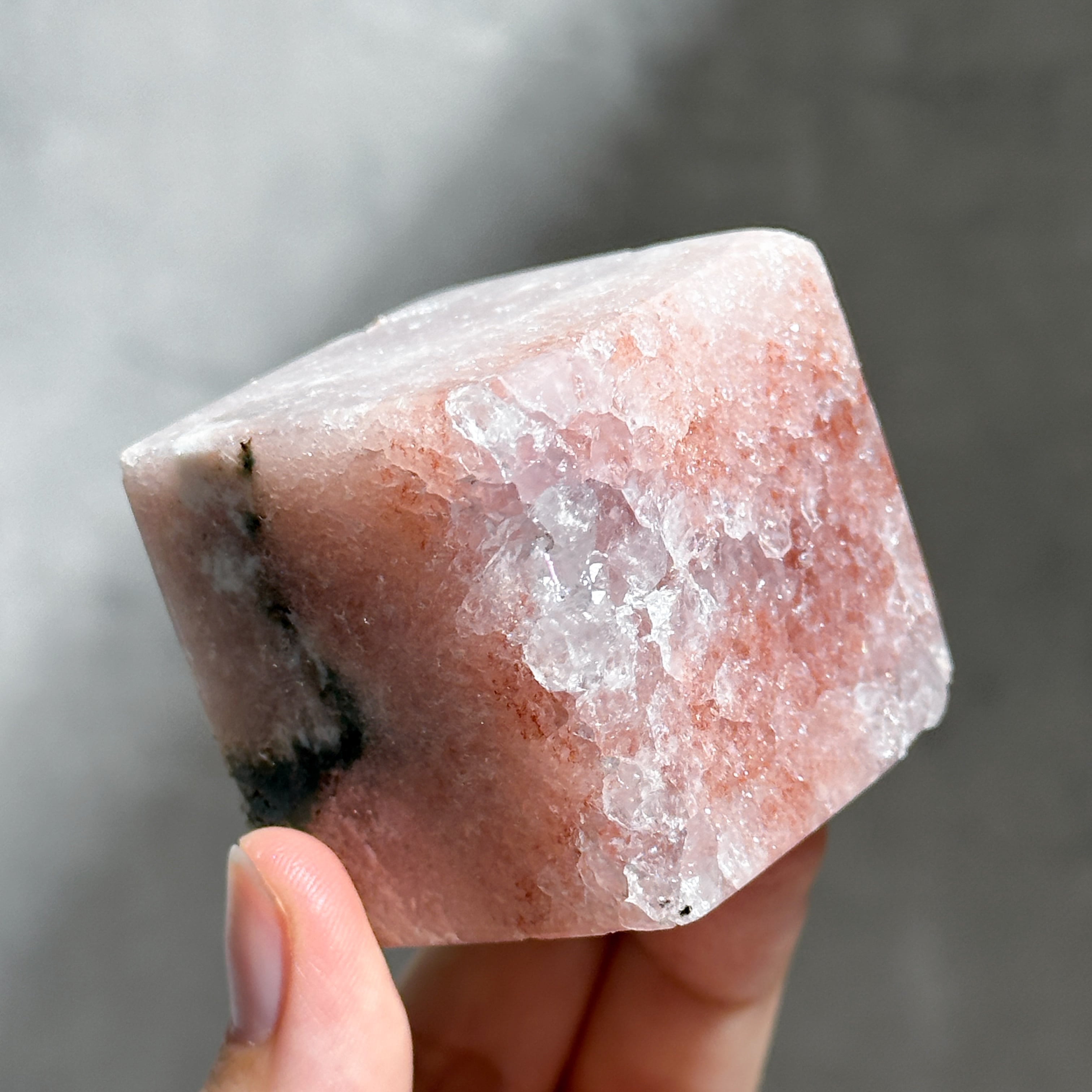 ⭐︎天然石⭐︎高品質⭐︎タワー⭐︎ポイント⭐︎ピンクアメジストとアメジストの共生⭐︎ ピンクアメジスト | Kamoku［カモク］インテリア天然石・鉱物の