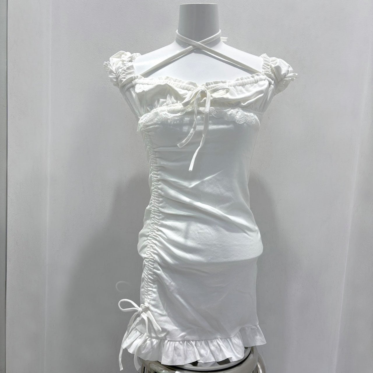 サイドギャザーリボンミニワンピース | VOLCAN&APHRODITE