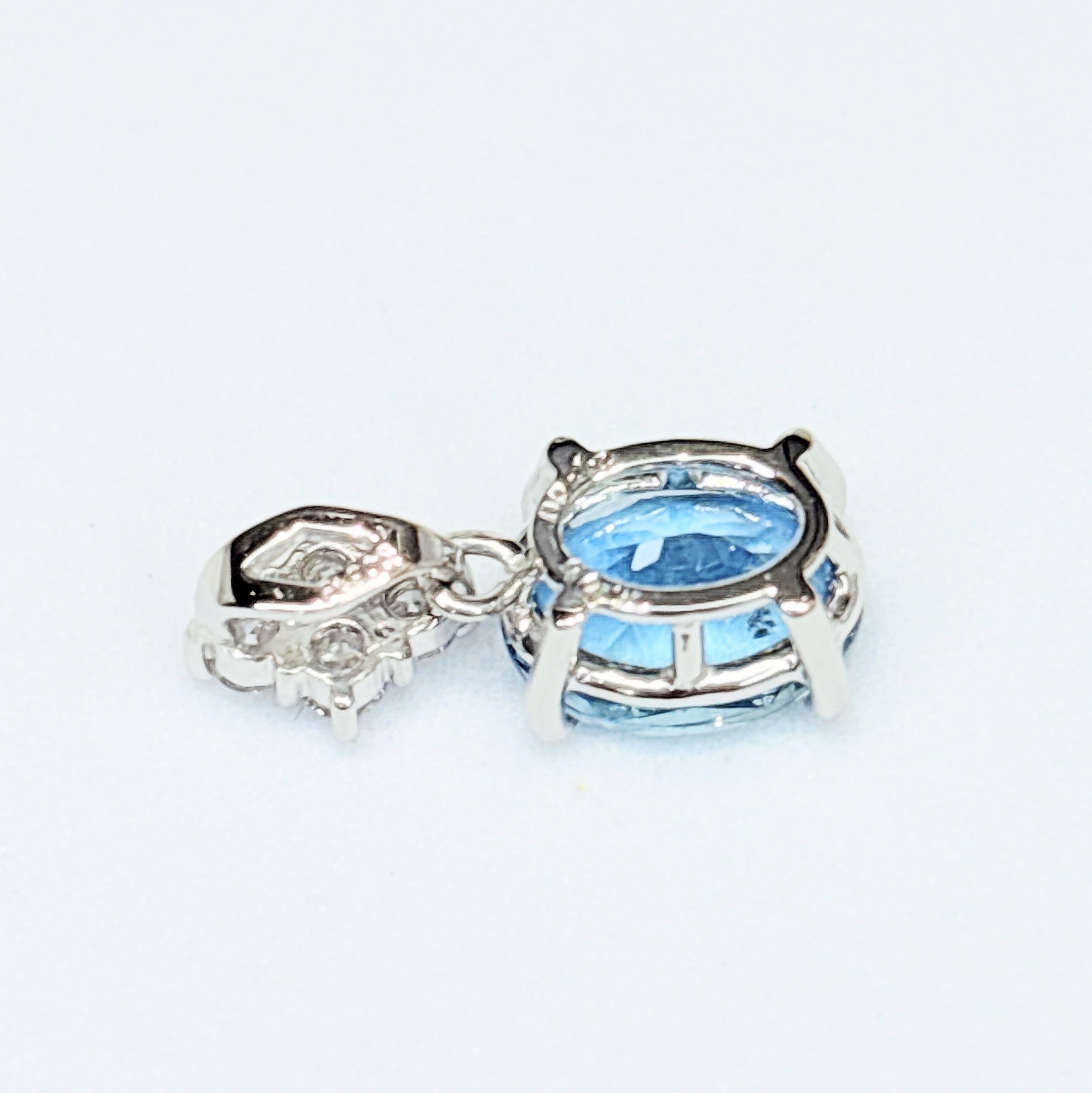 天然アクアマリン1.05ct 天然ダイヤモンド0.12ct PT900 トップ 鑑別
