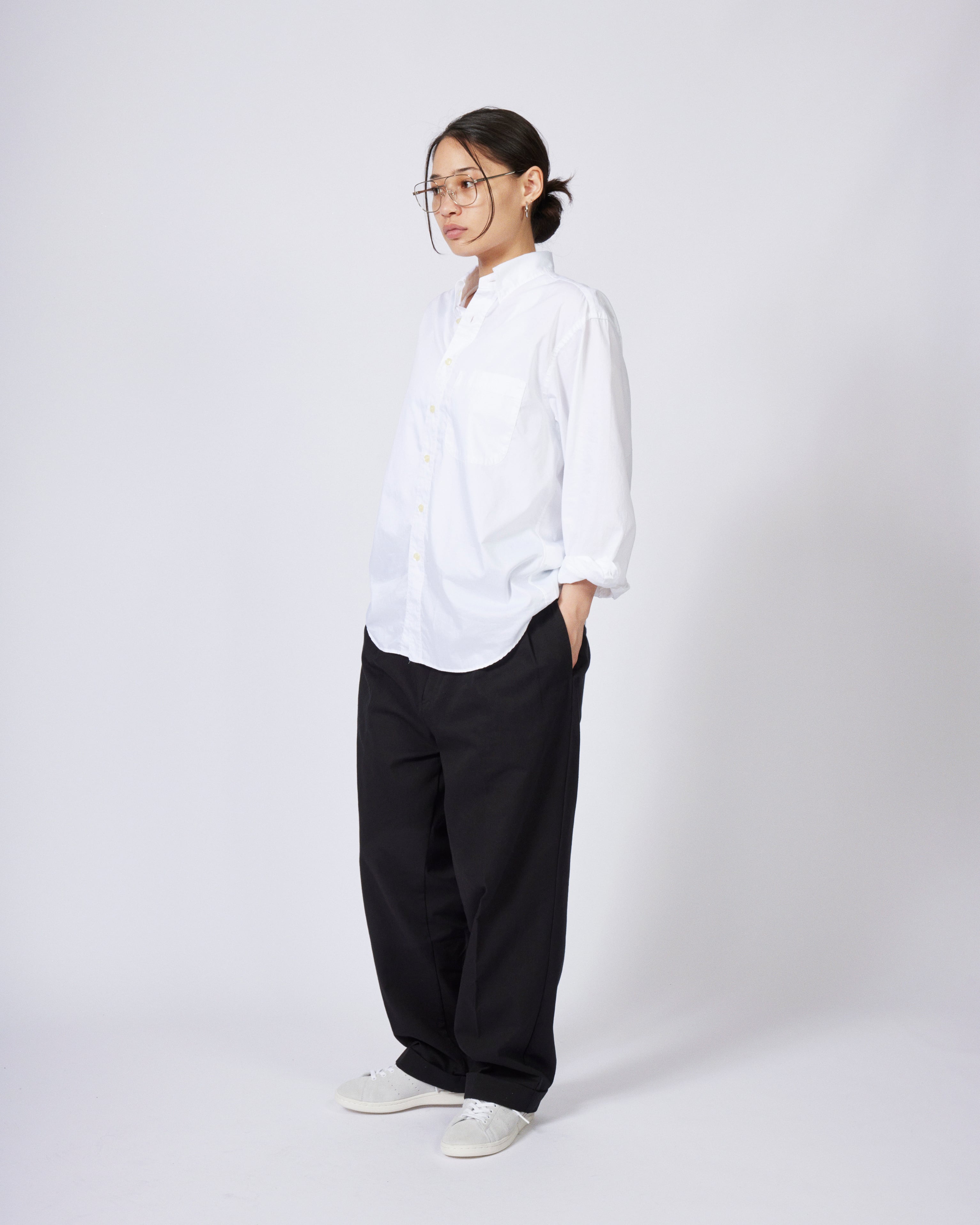 everyone 2tuck chino trousers (BLACK) | everyone