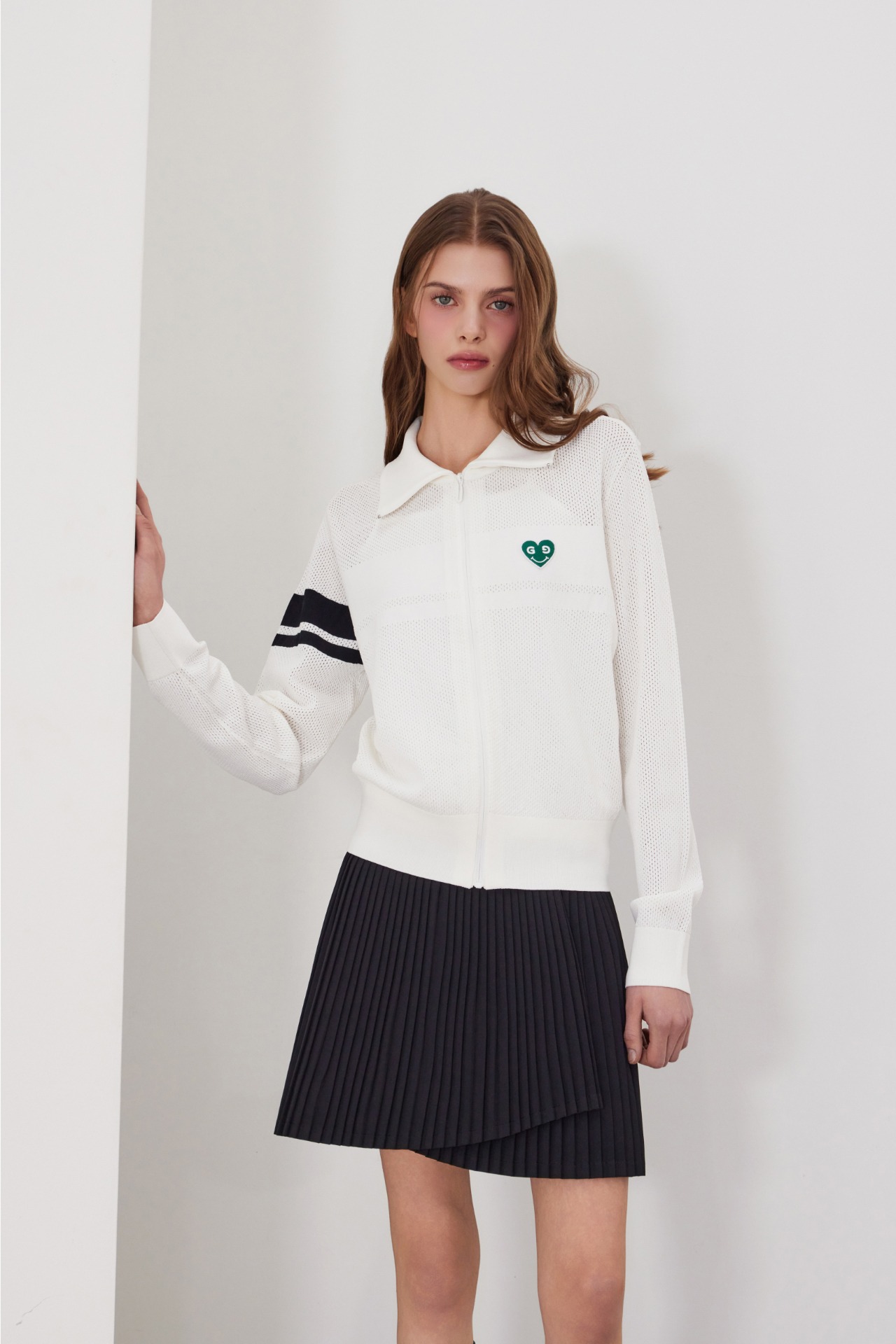 GOXO ゴーエックスオー スマイルハート エアリー ニットジップアップ ホワイト