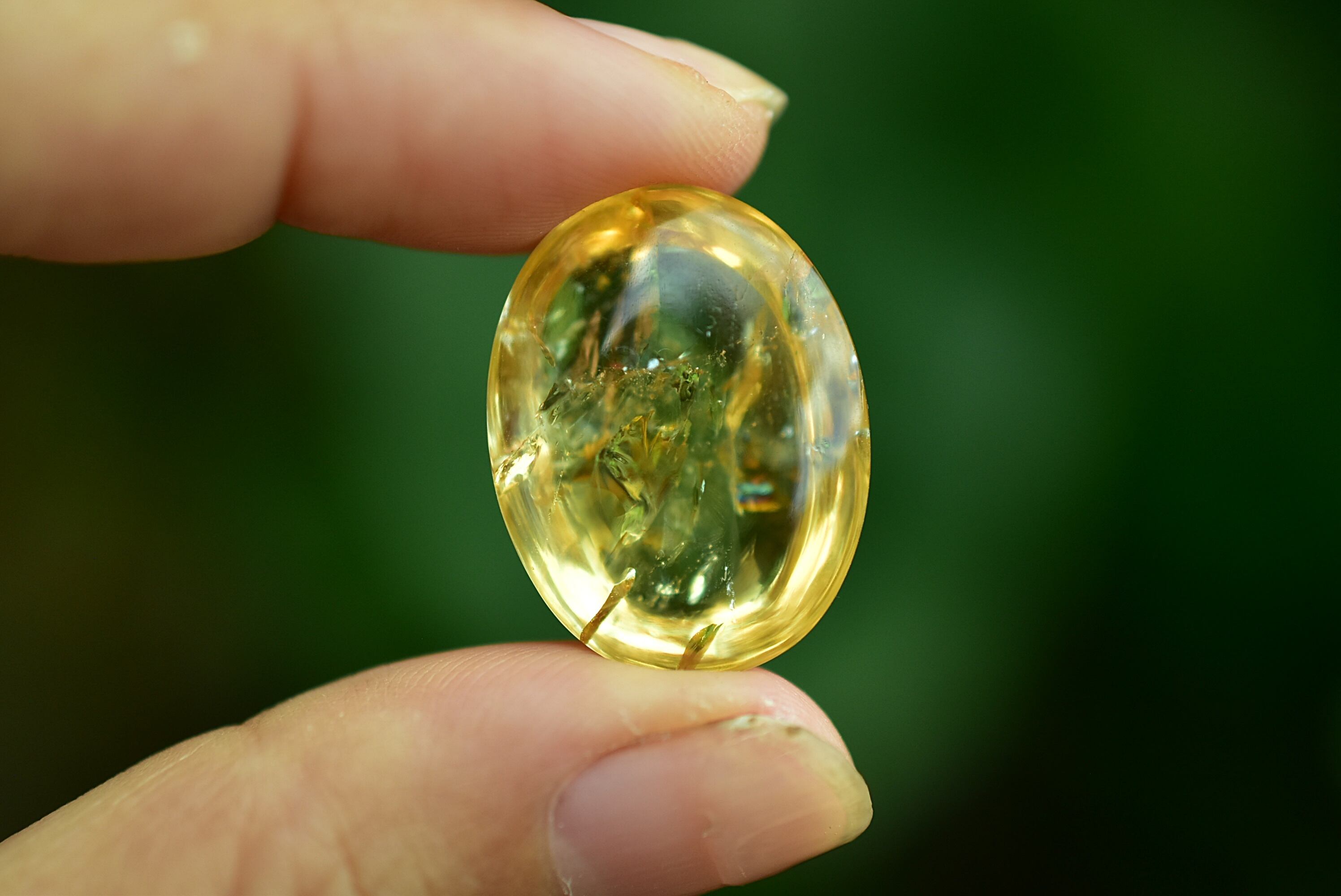 虹入り・きらり☆シトリン ルースs584 | Funky garuda Stone