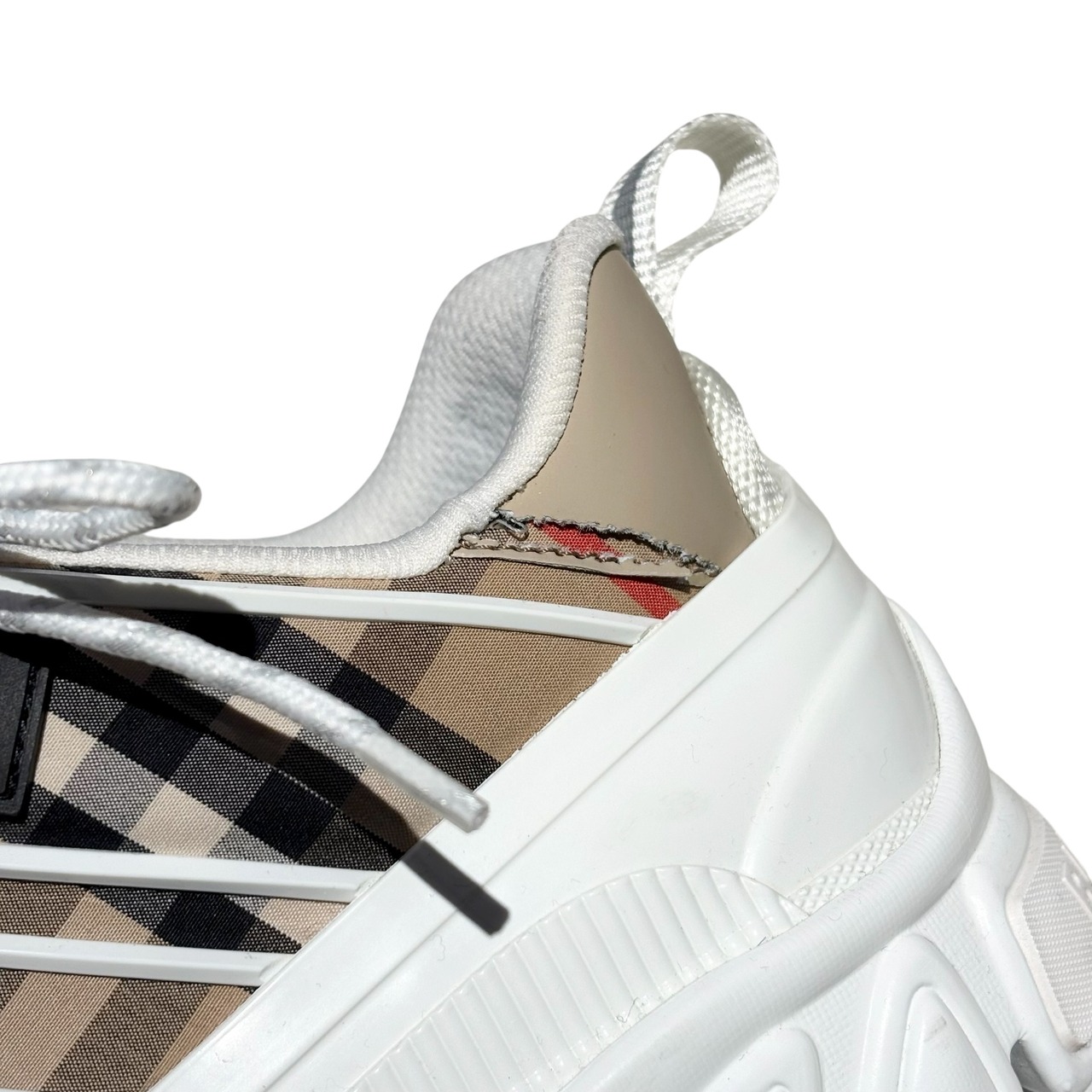 BURBERRY low top sneakers “Arthur”