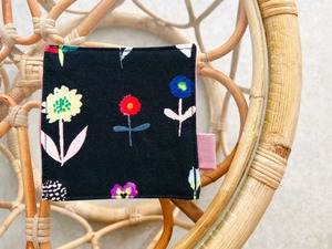 yukino textile 「FLOWERS 黒」コースター