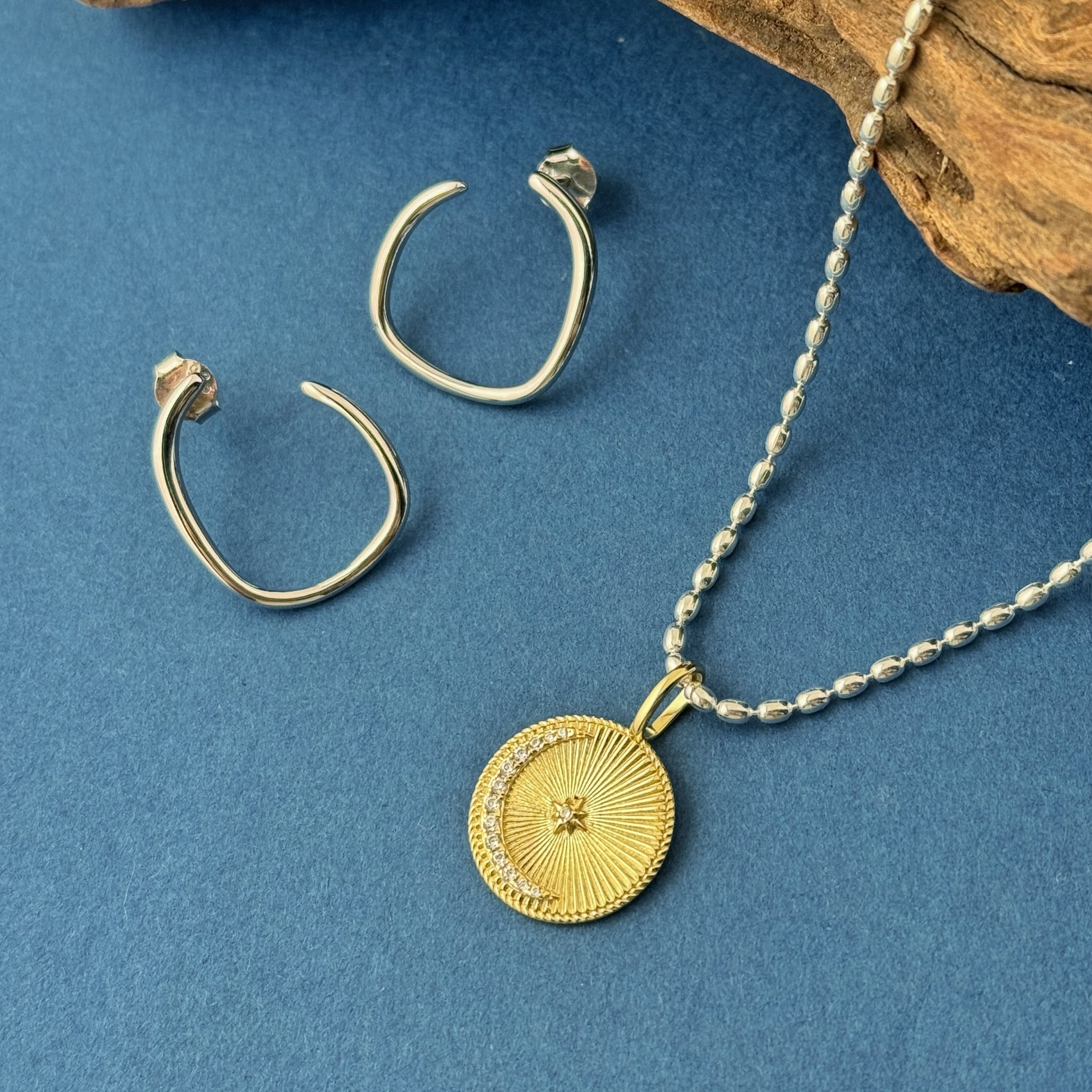 Gold Coating 三日月と1番星のコインネックレス 月星 | 【公式通販