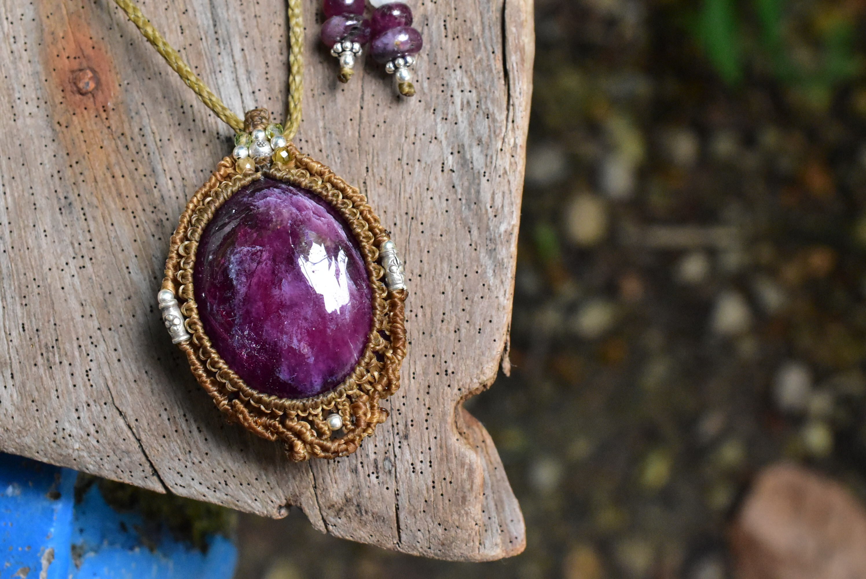 マクラメ編み アフリカン大粒ルビー