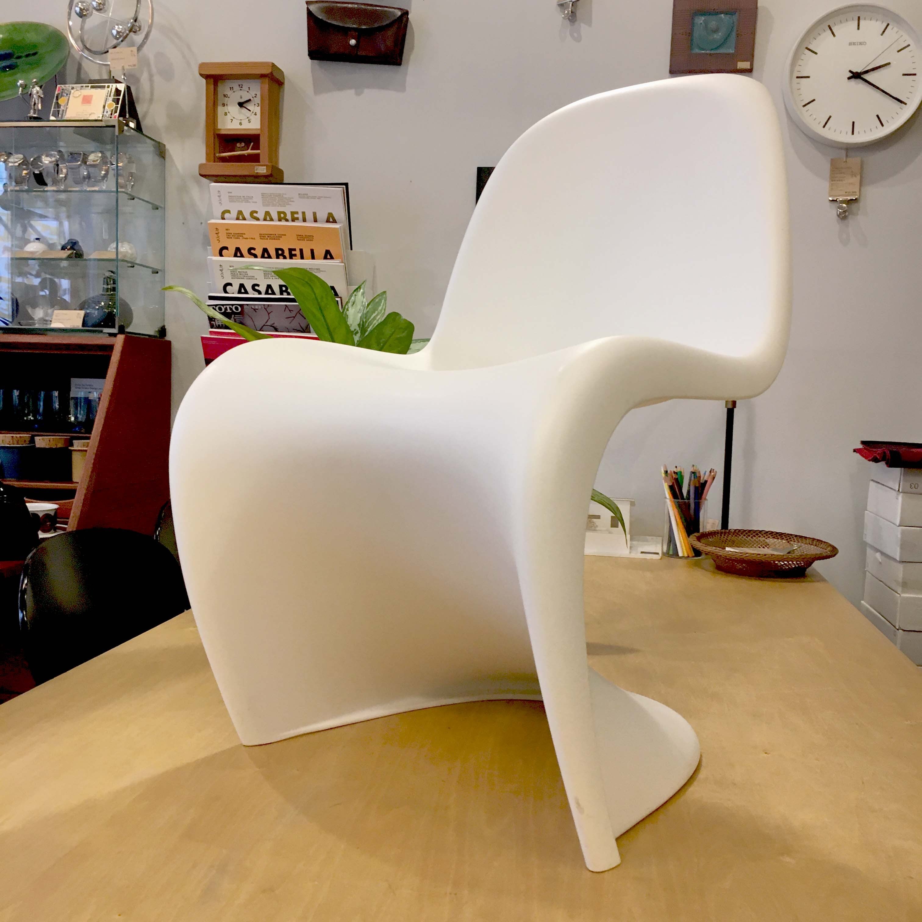 パントンチェア　ホワイト　正規品 パントン チェア / ホワイト / マット仕上 / スタッキング可 / 屋外可