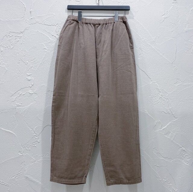 pas de calais べんがら染め ランダム異番手ドビー パンツ pas de calais べんがら染め ランダム異番手ドビー パンツ