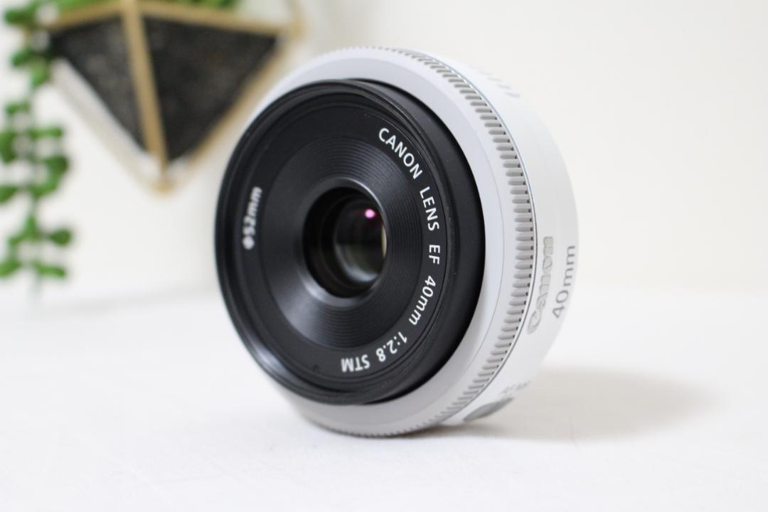 美品✨ Canon EF 40mm F2.8 STM ホワイト 一眼レフ