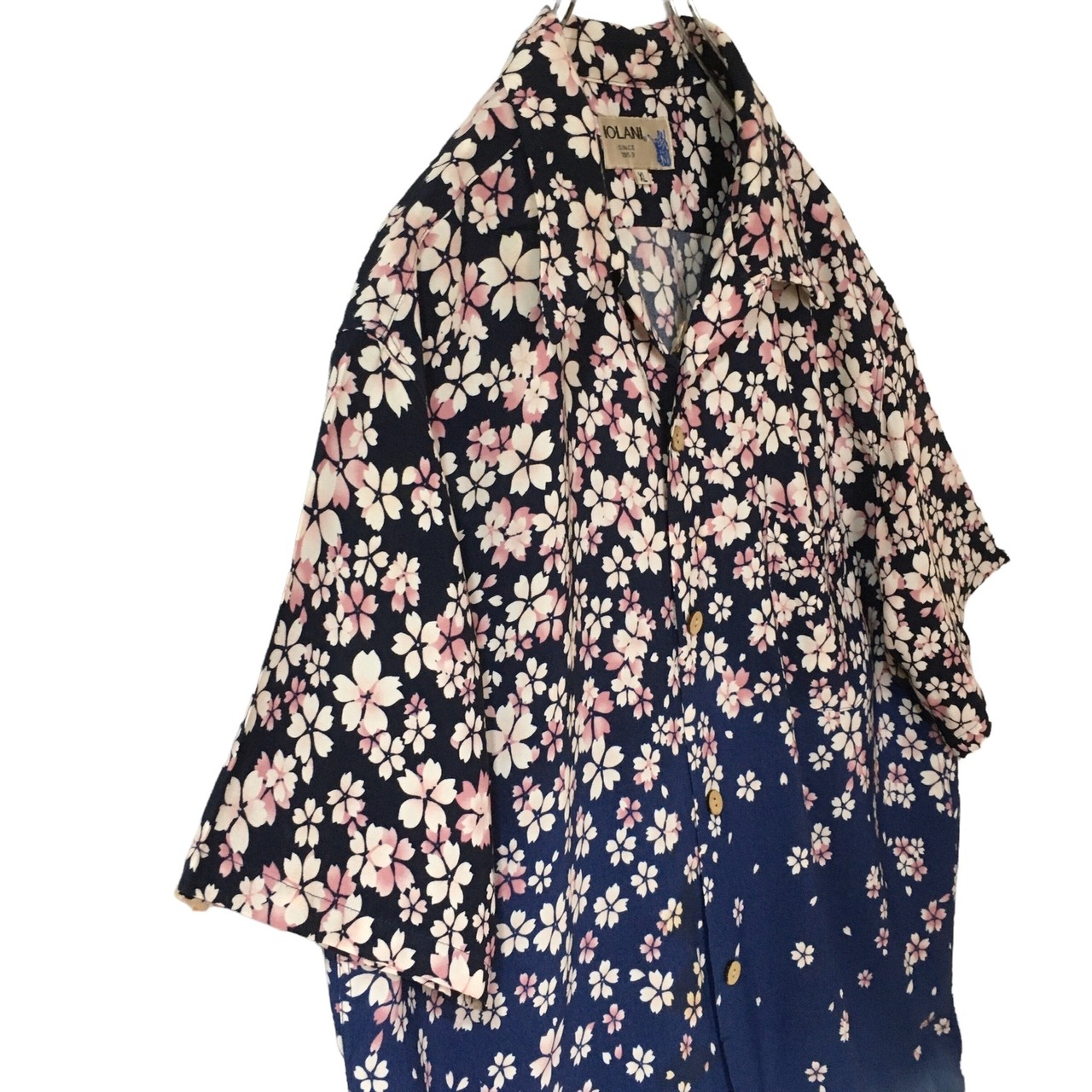 IOLANIイオラニ アロハシャツ レーヨン100% 桜吹雪 柄シャツ 和柄 