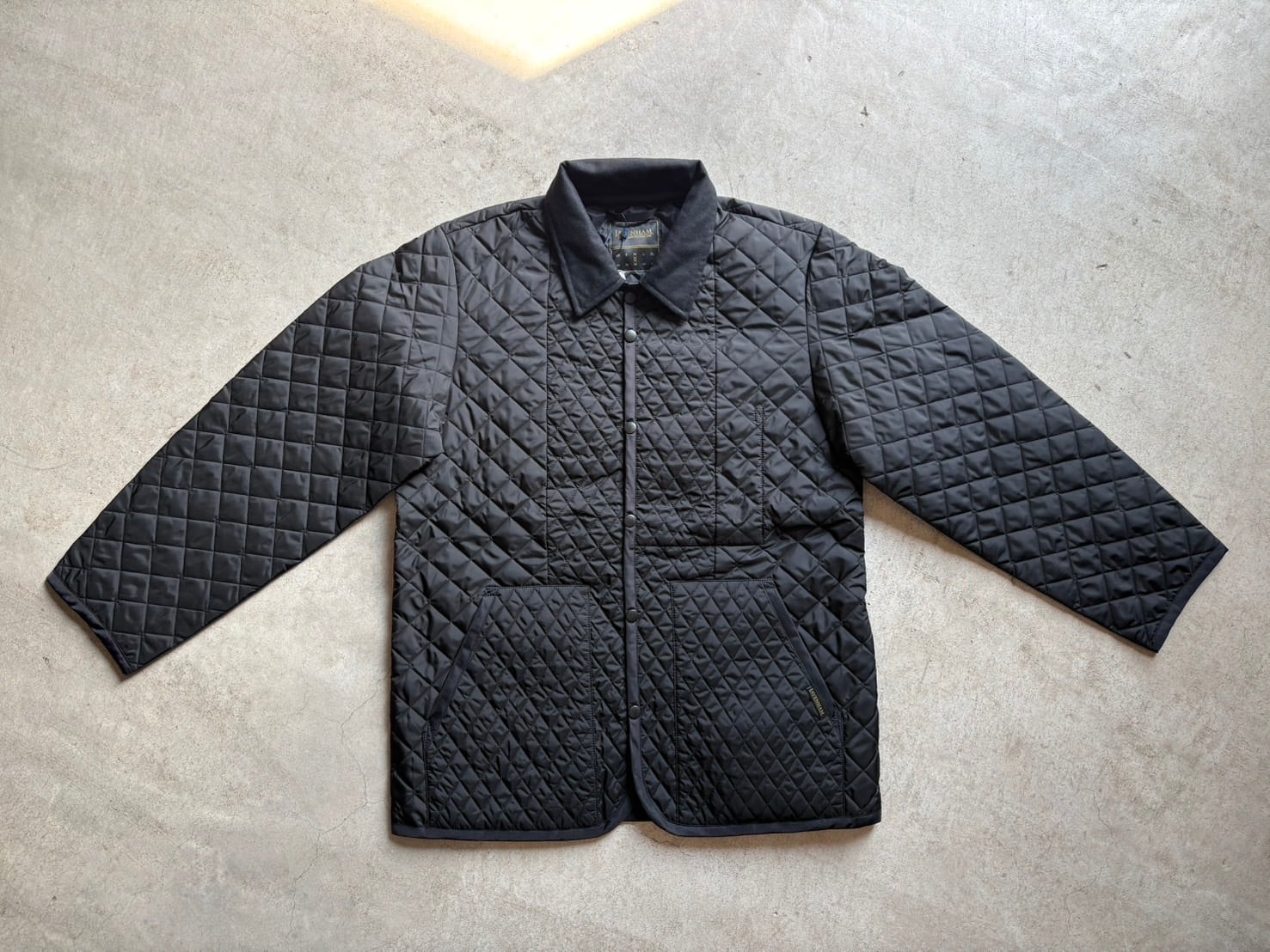 メンズ LAVENHAM ラべンハム Black Edition Lightweight Zipped Bomber