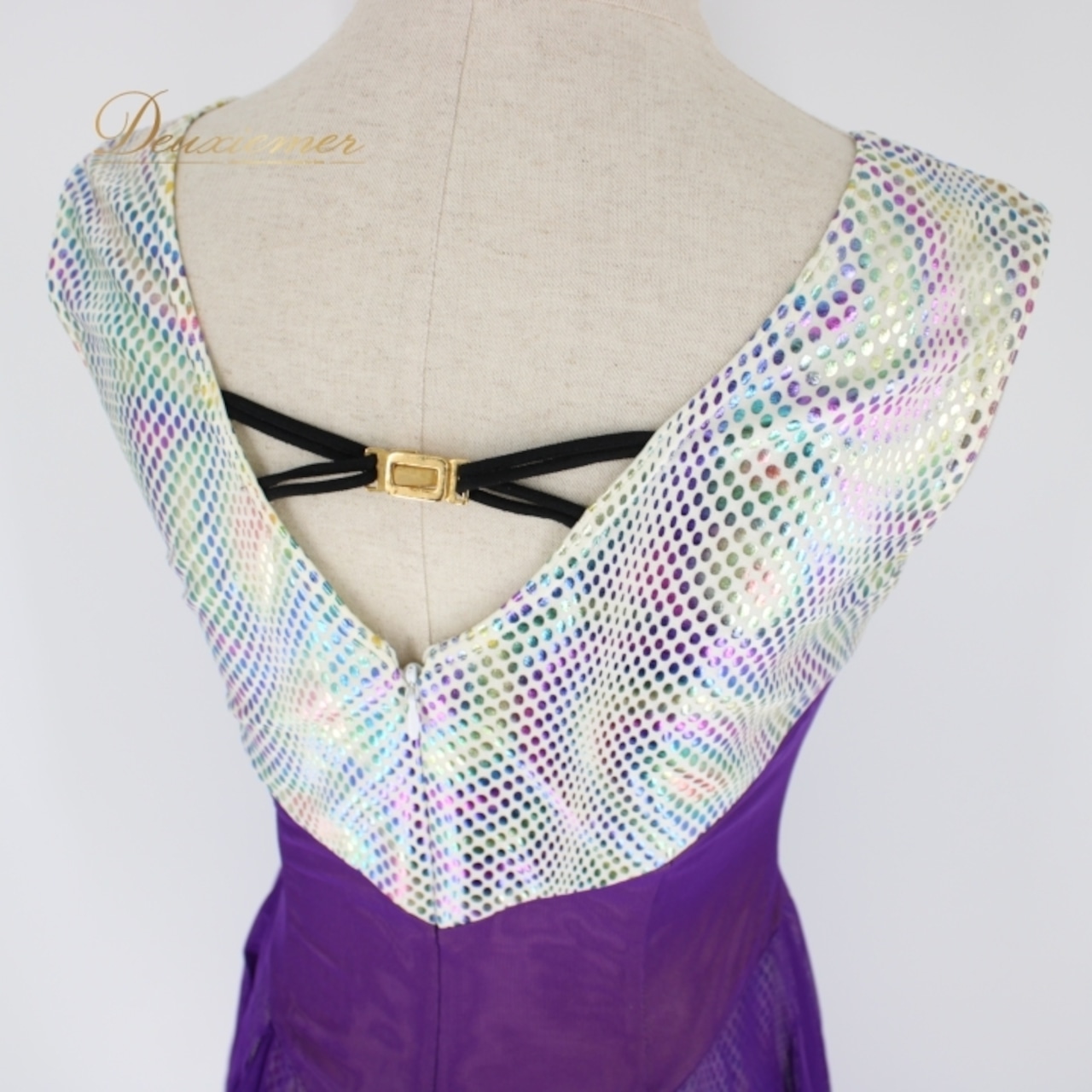 社交ダンス 衣装 ラテン ドレス ワンピース パーティドレス in the MOOD イン・ザ・ムード 白 紫 ホワイト系 パープル系 カラフル キラキラ ホログラム アシンメトリーデザイン 女性用 軽量 おしゃれ フェスティバル 舞台衣装 ダンス用 ドレッシー かわいい 高品質 中袖 着やすい シンプル 楽チン 目を引く クール スタイリッシュ