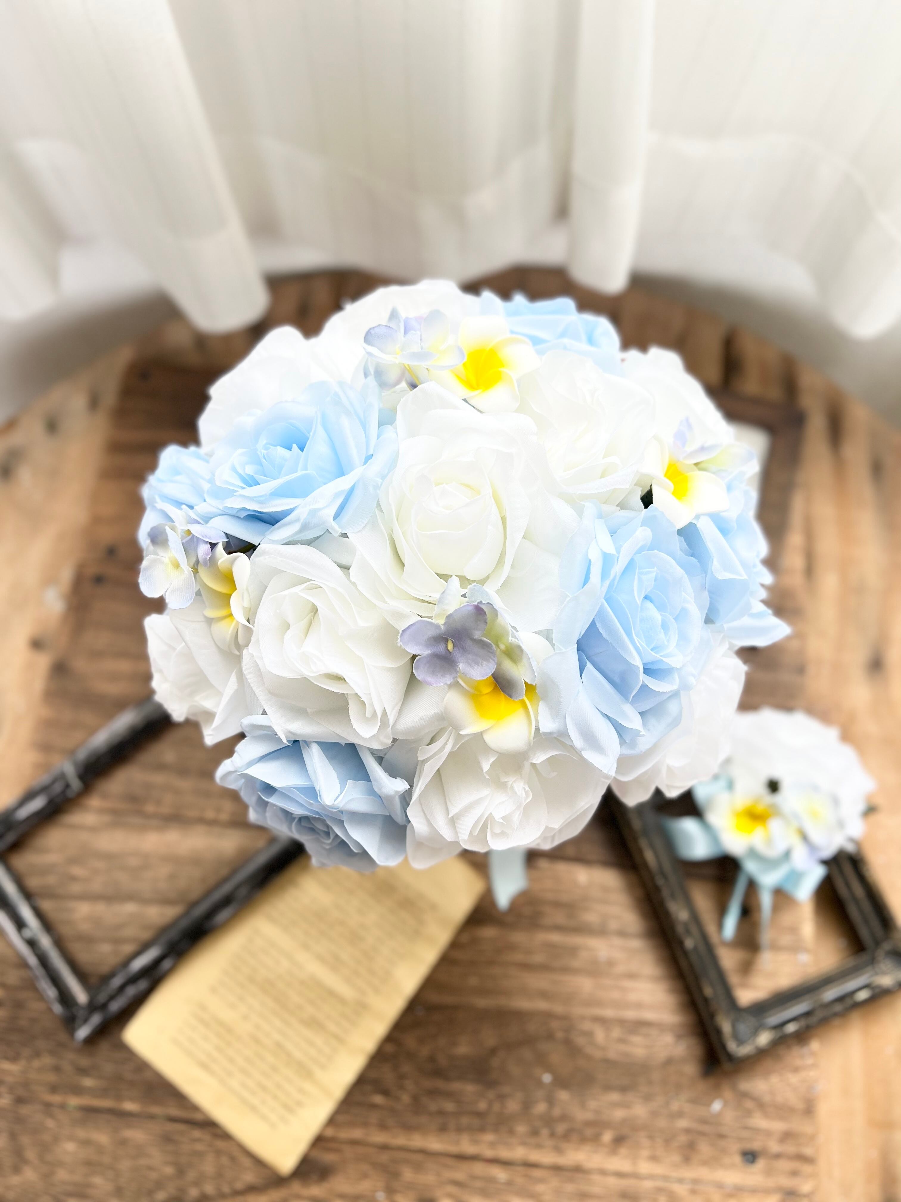 貝殻可愛いラウンドブーケブートニア