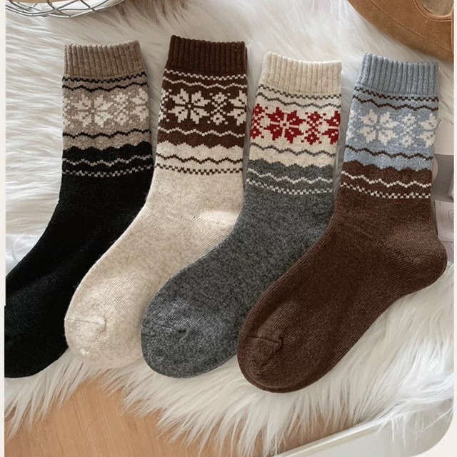 ノルディック柄ミドルソックス 4足セット