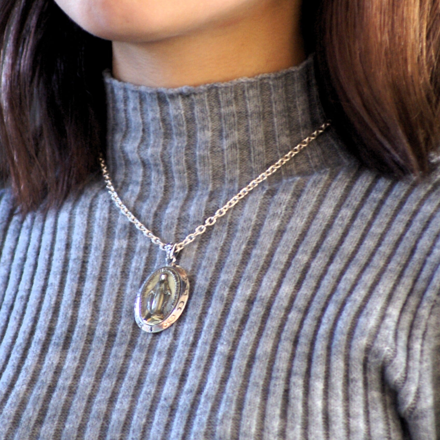 聖母マリアネックレス シルバー925 【刻印無料】 マリア マリア像 聖母