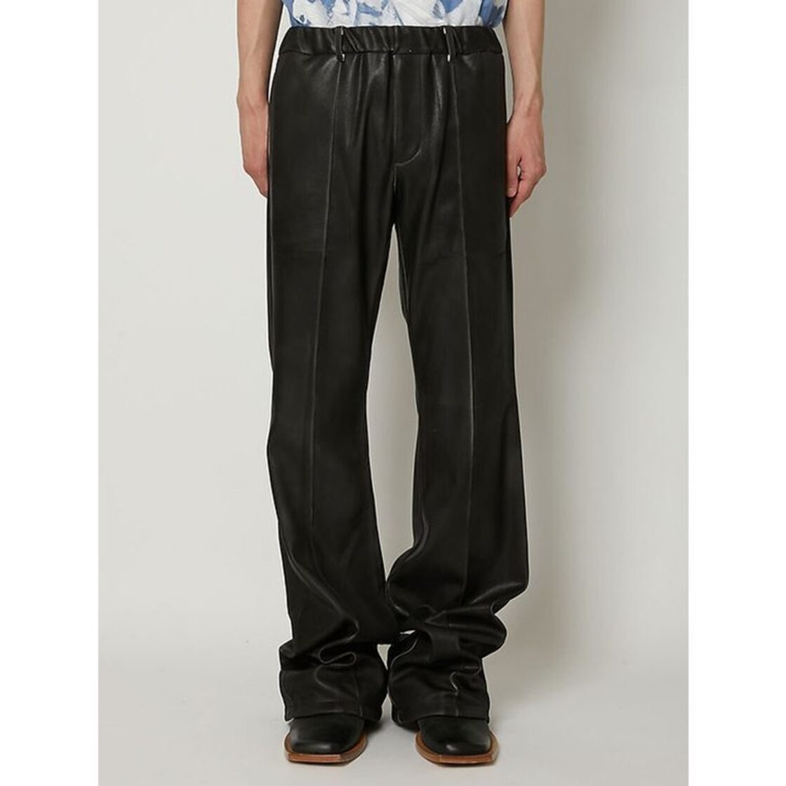 TAAKK LEATHER COATING JERSEY TRACK PANTS (BLK) TA23SS-PT028 | Pay ID