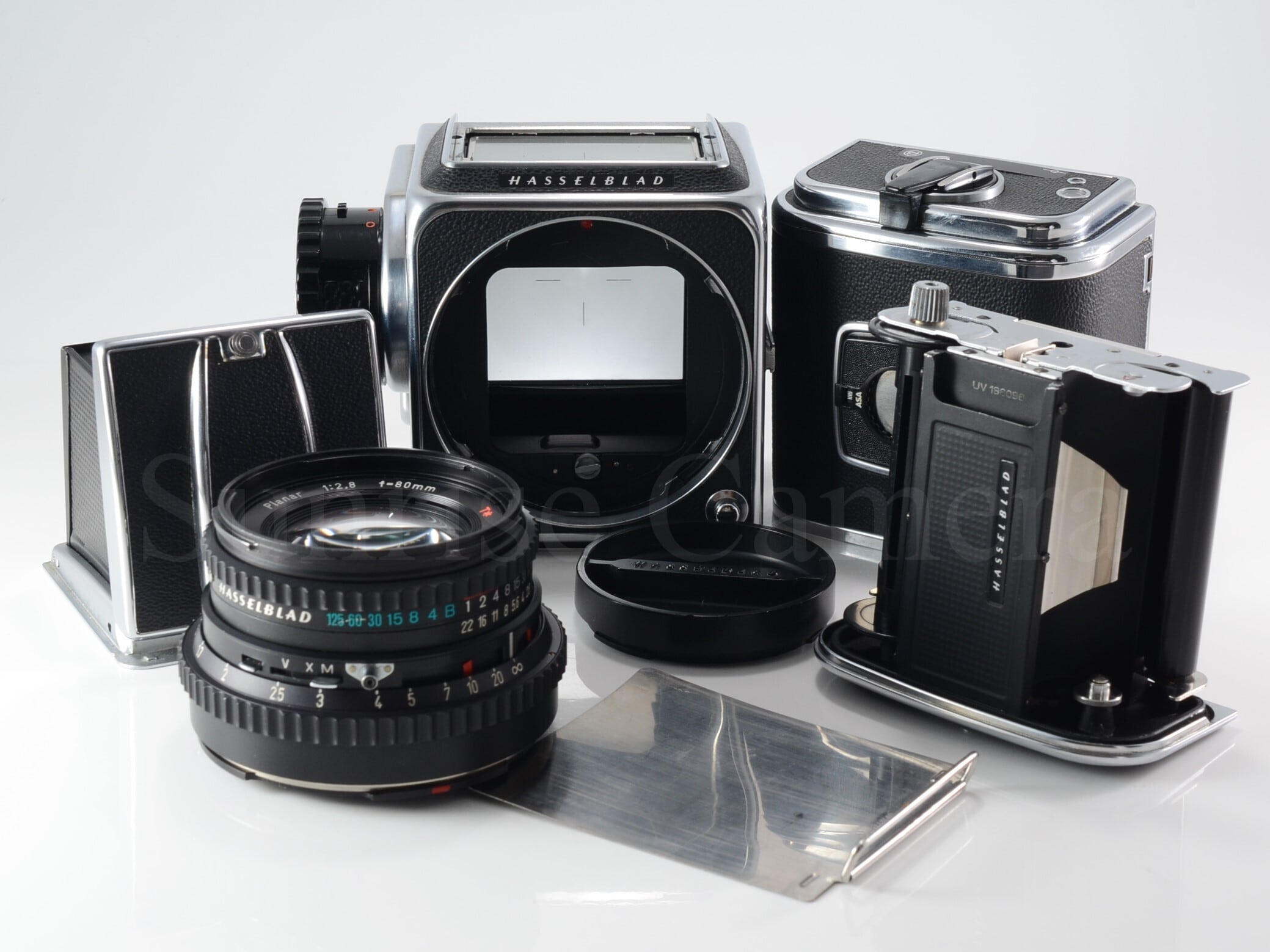 Hasselblad 500C/M / Carl Zeiss Planar T* 80mm F2.8C A12 整備済