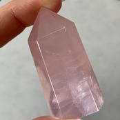 ディープローズクォーツタワー*レインボー入り*天然石ポイント*天然石*置き物*インテリア*T9