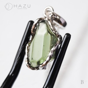 【1点もの】宇宙の神秘モルダバイト・ネックレス