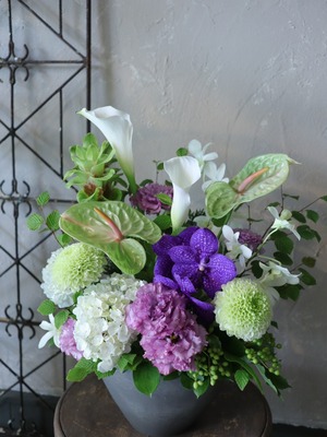 【glänta店頭お受け取り】お盆用おまかせお供えアレンジメント　8,800yen