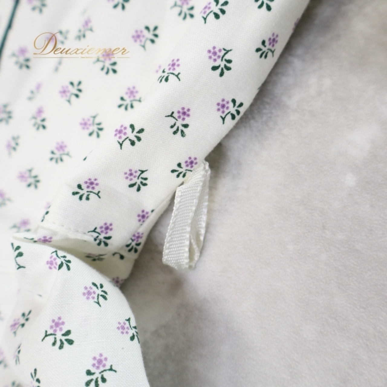 フォークダンス 衣装 ワンピース ドレス ホワイト系 花柄 小花柄 白 紫 緑 フリル リボン チロリアン カントリー ボタン かわいい 華やか 爽やか ダンス衣装 イベント ステージ パープル系 グリーン系