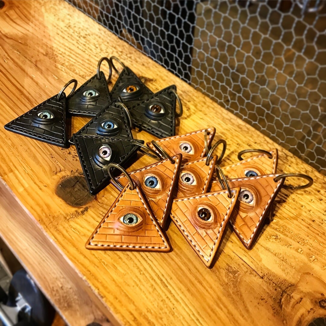 F5 ×10 真鍮製 フリーメイソン プロビデンスの目 全能の目 キーホルダー Amazon.co.jp: フリーメイソン プロビデンスの目 金色 メタル（金属
