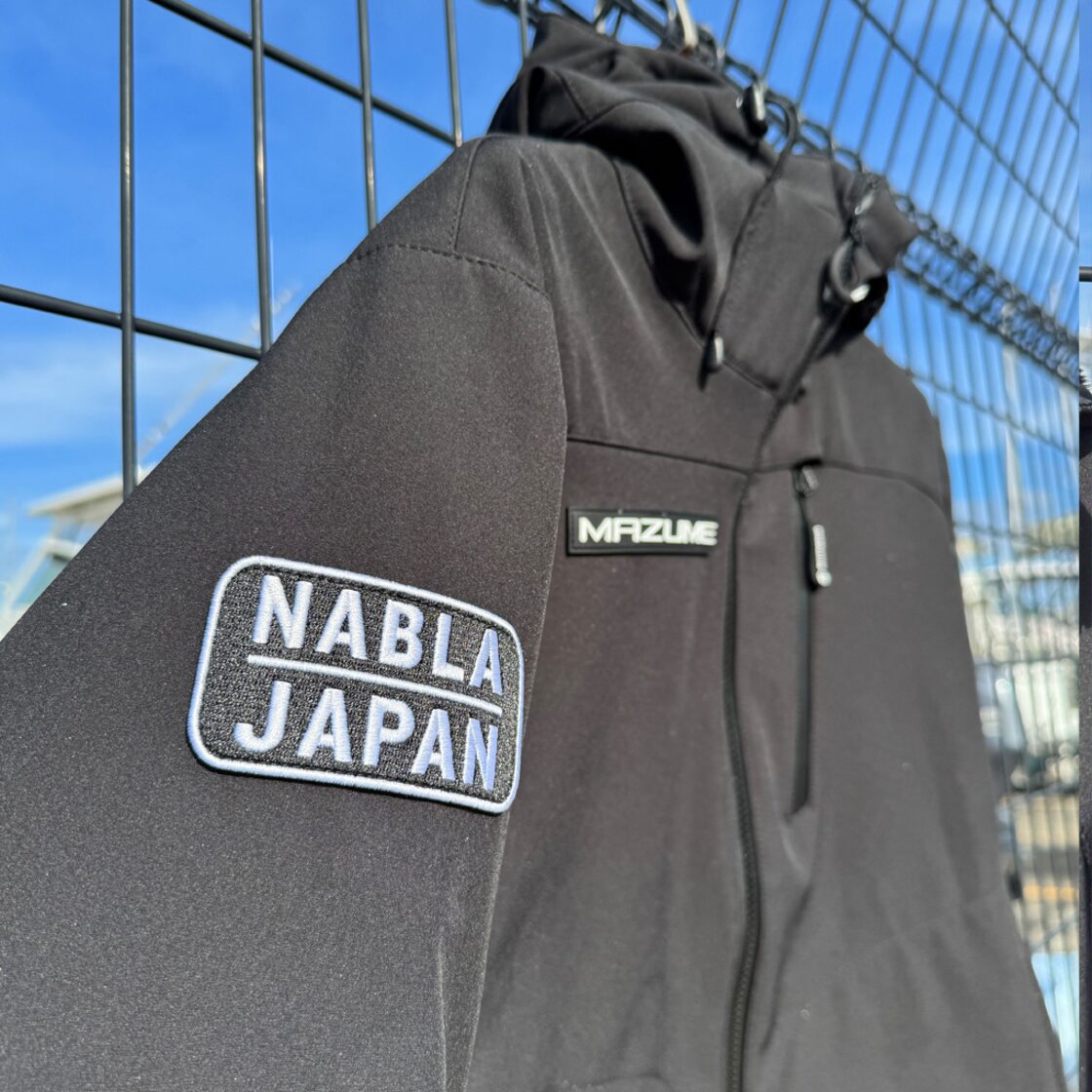 mazume×nablajapanコラボウインドカットジャケット2024 ブラック | Pay ID 