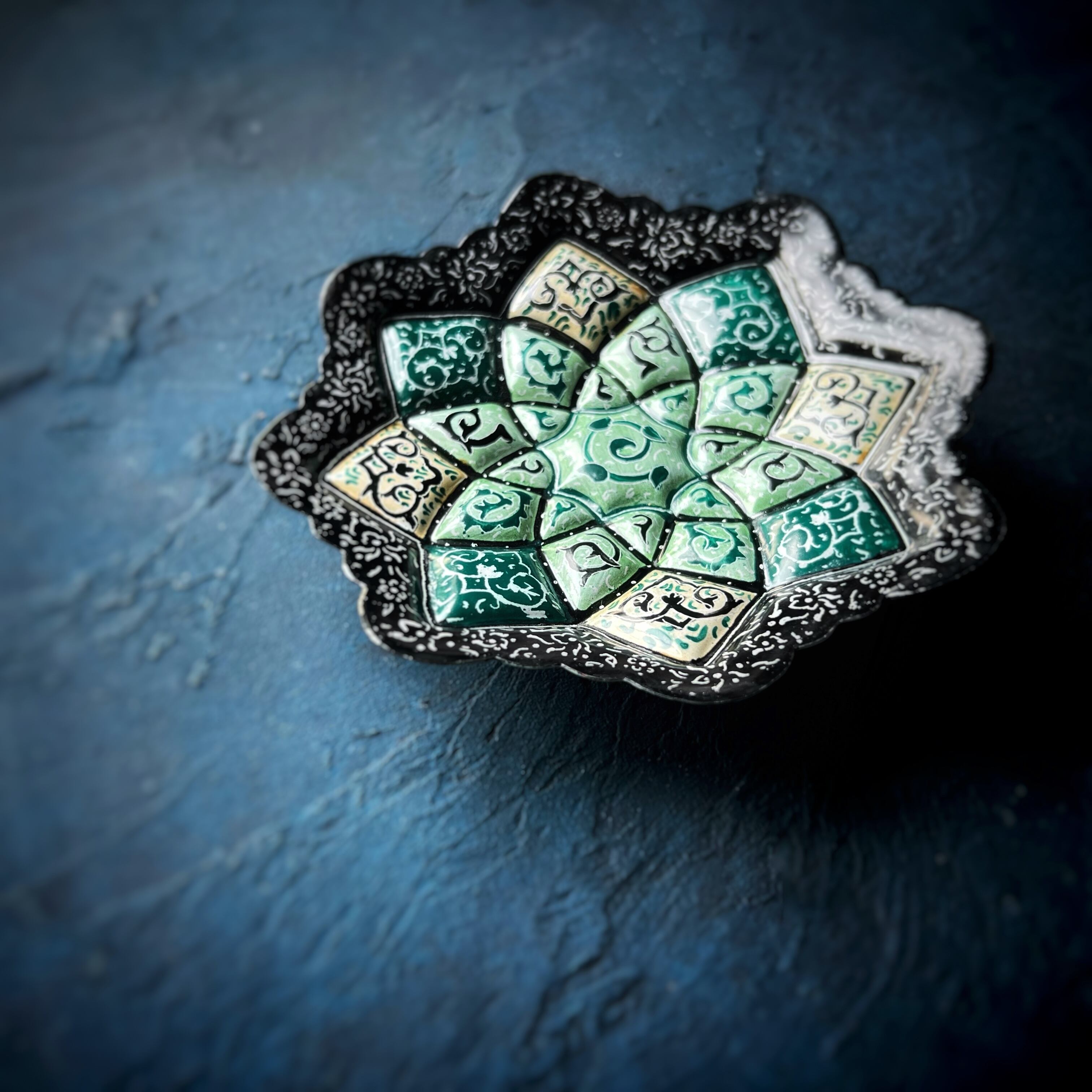 ペルシャの飾り皿（ミーナーカーリー）12cm アクセサリートレイ