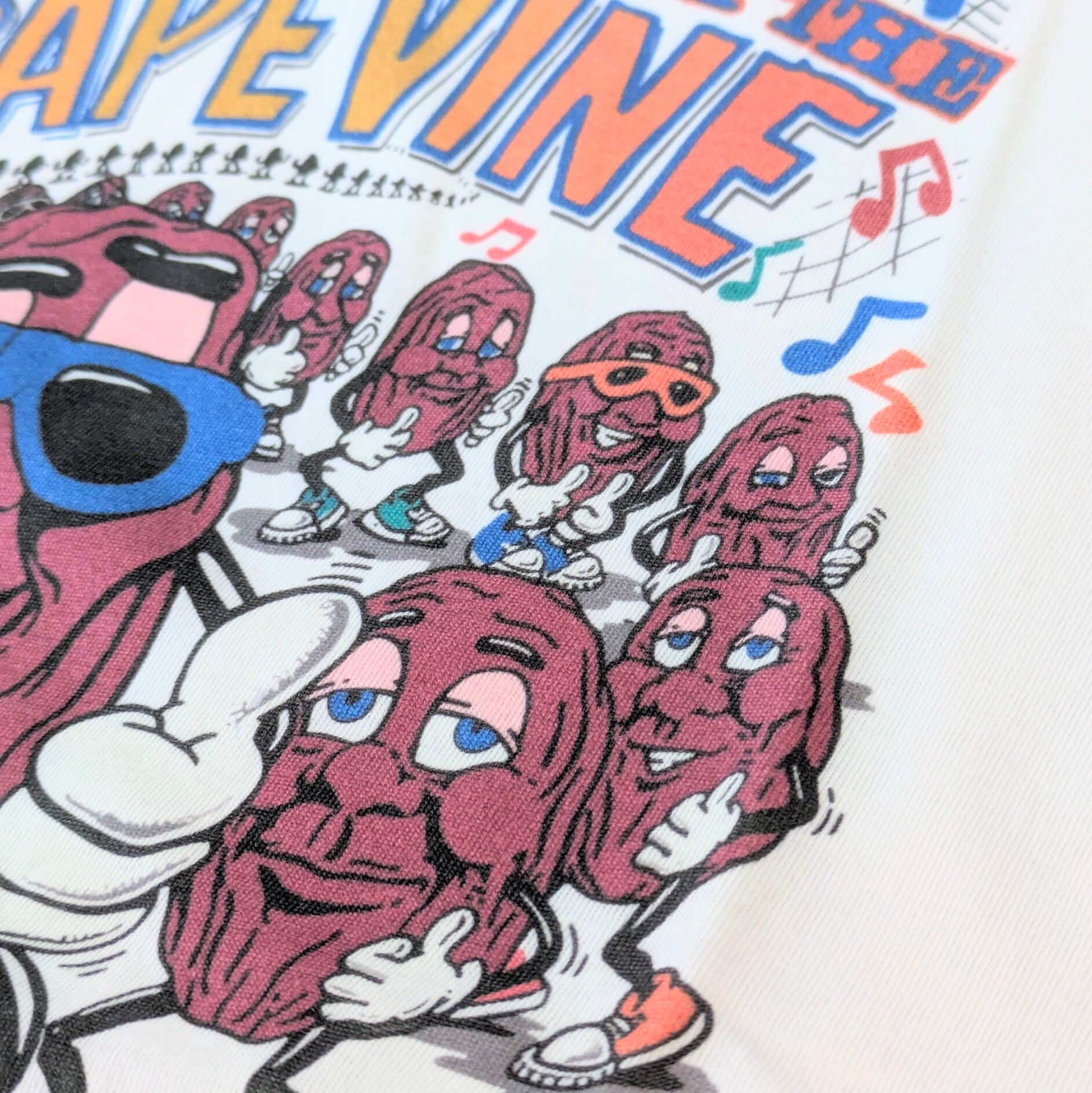 ♧【 California Raisins（ カリフォルニアレーズン ）】『 GRAPE VINE 』 Tシャツ〚アメリカン雑貨 アメトイ〛